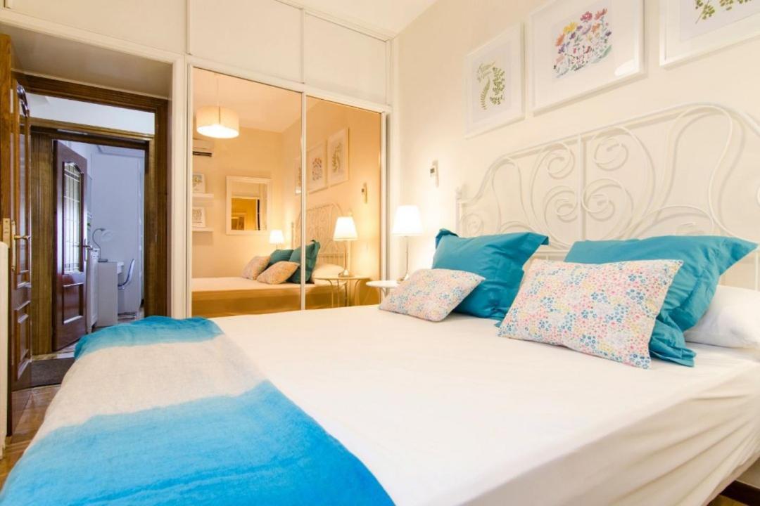 Huertas, 58 Lägenhet Madrid Exteriör bild